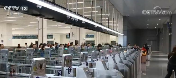 文章附图
